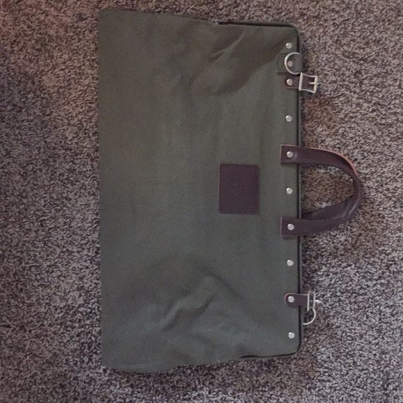 HIGH QUALITY DUFFEL BAG - Picture 1 of 5